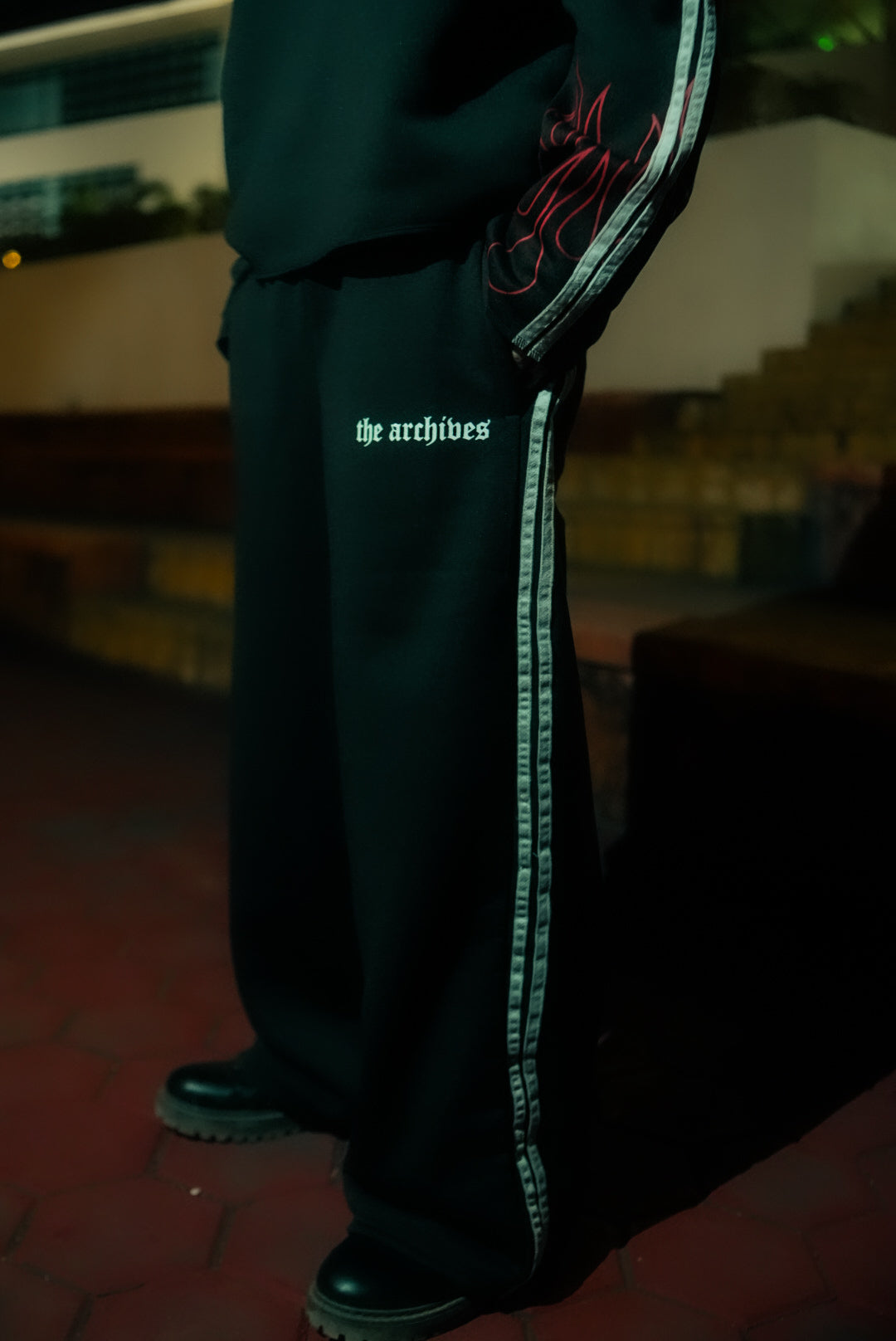 Suade Track jogger in Sleek black